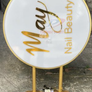 Hộp đèn mica hút nổi tròn 60 cm chữ mica nổi